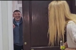 Sevgi Dolu Yürekten Engelli Öğrencilerine Unutulmaz İftar Sürprizi