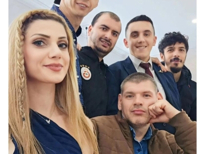 Biyolojik yaşları 40-50, zihin yaşları 7-8… Sevgi varsa engel yok!